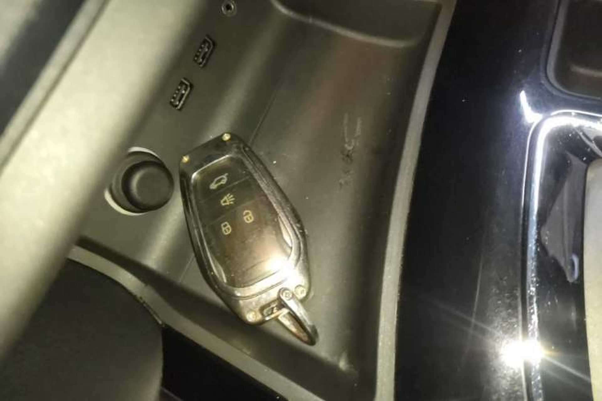 Used Soueast DX7 2018 1.5T Automatic Glory Edition Vehicle Key