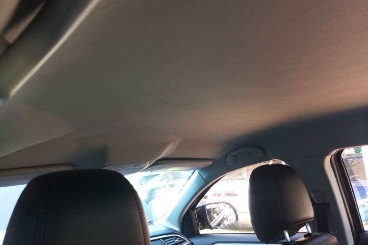 Used Soueast DX7 2019 1.5T Automatic Smart Connect Fashion Edition China VI Standard Headliner