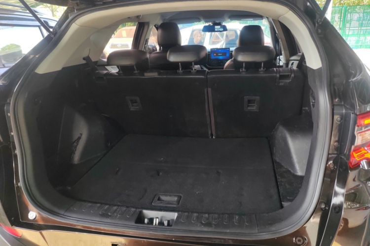 Used Soueast DX7 2019 1.5T Automatic Smart Connect Fashion Edition China VI Standard Interior 6