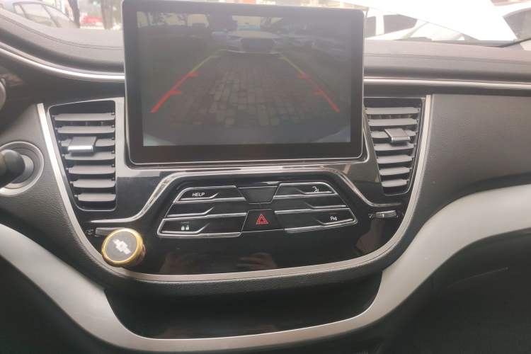 Used Soueast DX7 2019 1.5T Automatic Smart Connect Flagship Edition China VI Standard Audio And AC Panel