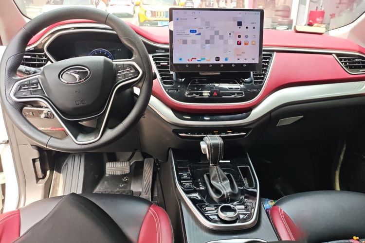 Used Soueast DX7 2019 1.5T Automatic Smart Connect Fashion Edition China VI Standard Center Console