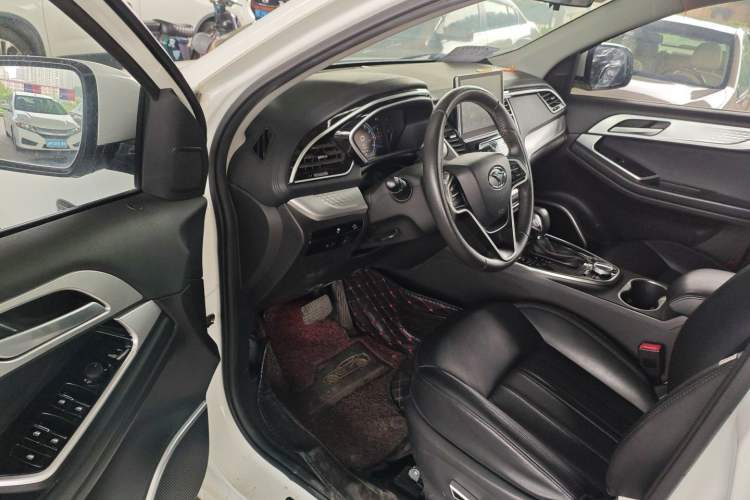 Used Soueast DX7 2019 1.5T Automatic Smart Connect Flagship Edition China VI Standard Driver Seat