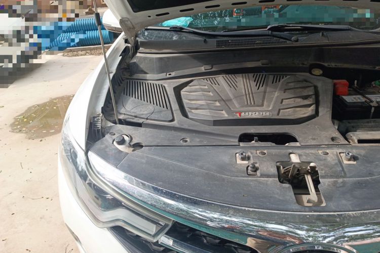 Used Soueast DX7 2019 1.5T Automatic Smart Connect Flagship Edition China VI Standard Engine Bay Right