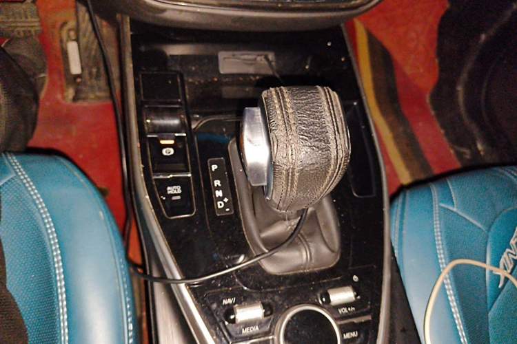 Used Soueast DX7 2019 1.5T Automatic Smart Connect Fashion Edition China VI Standard Gear Lever