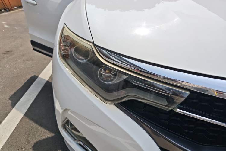 Used Soueast DX7 2019 1.5T Automatic Smart Connect Fashion Edition China VI Standard Right Front Headlight