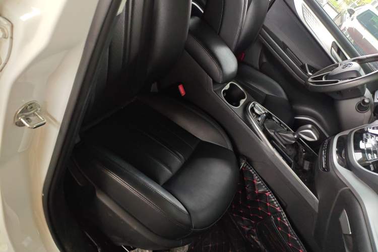 Used Soueast DX7 2019 1.5T Automatic Smart Connect Flagship Edition China VI Standard Right Front Seat