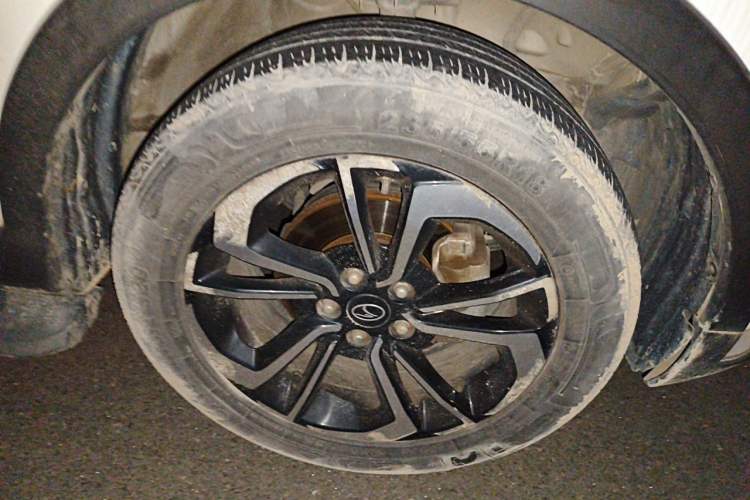 Used Soueast DX7 2019 1.5T Automatic Smart Connect Fashion Edition China VI Standard Right Front Wheel Hub