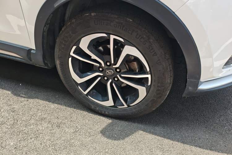 Used Soueast DX7 2019 1.5T Automatic Smart Connect Fashion Edition China VI Standard Right Front Wheel Hub