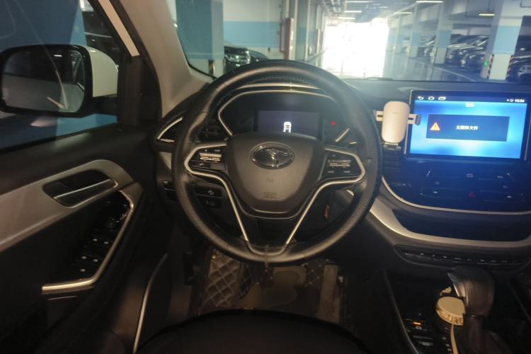 Used Soueast DX7 2019 1.5T Automatic Smart Connect Fashion Edition China VI Standard Steering Wheel