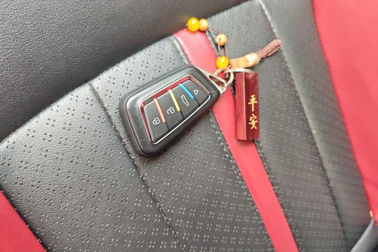 Used Soueast DX7 2019 1.5T Automatic Smart Connect Fashion Edition China VI Standard Vehicle Key