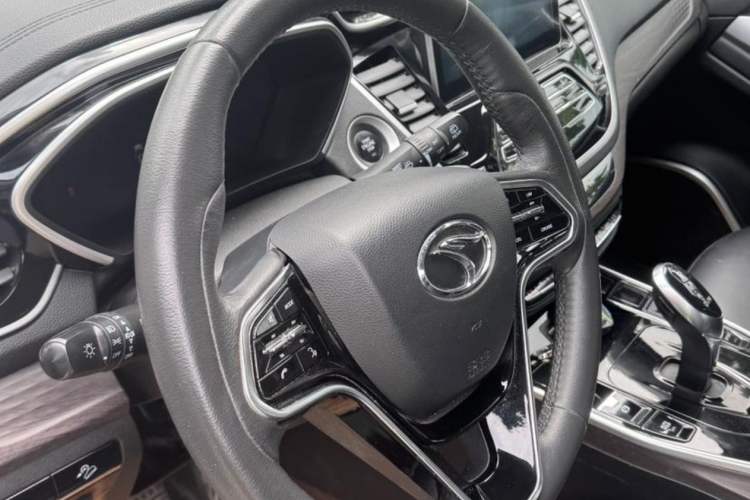 Used Soueast DX7 2020 Xingyue 1.5T DCT Luxury Sunroof Edition Interior 1