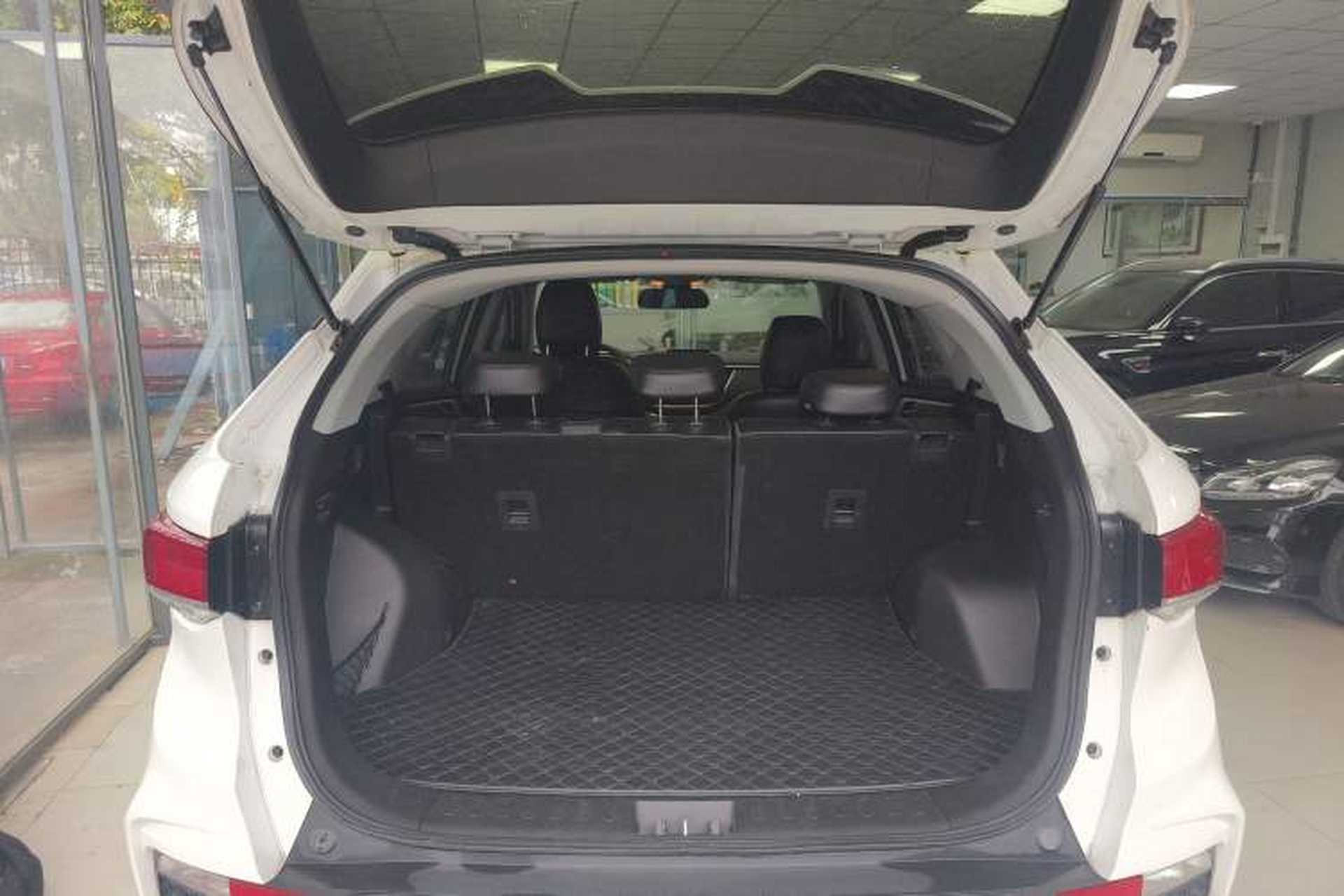 Used Soueast DX7 2020 Xingyue 1.5T DCT Luxury Edition Trunk