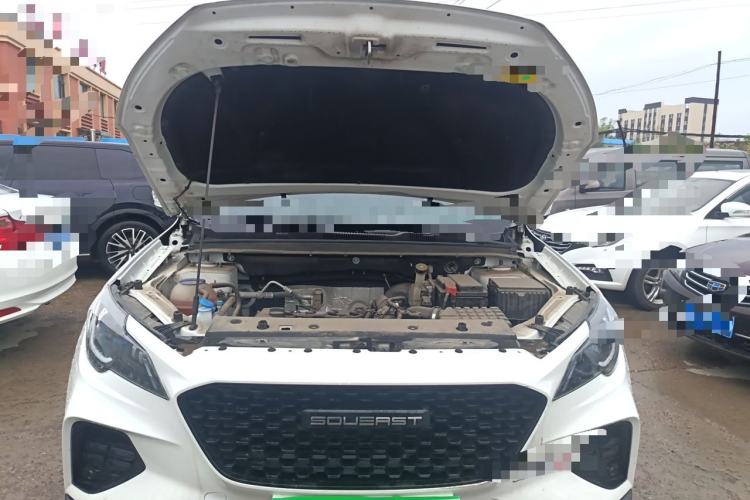 Used Soueast DX8S 2022 1.5T DCT Gulf Edition 5 Seats Engine Bay