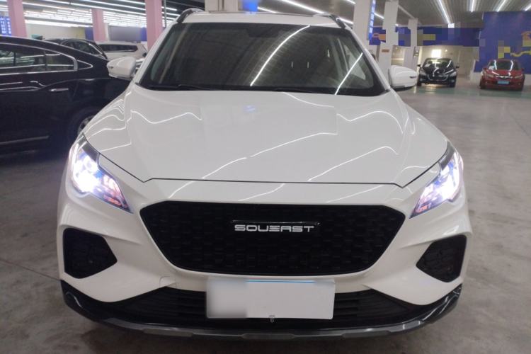 Used Soueast DX8S 2022 1.5T DCT Chieftain Edition 7-Seater Front