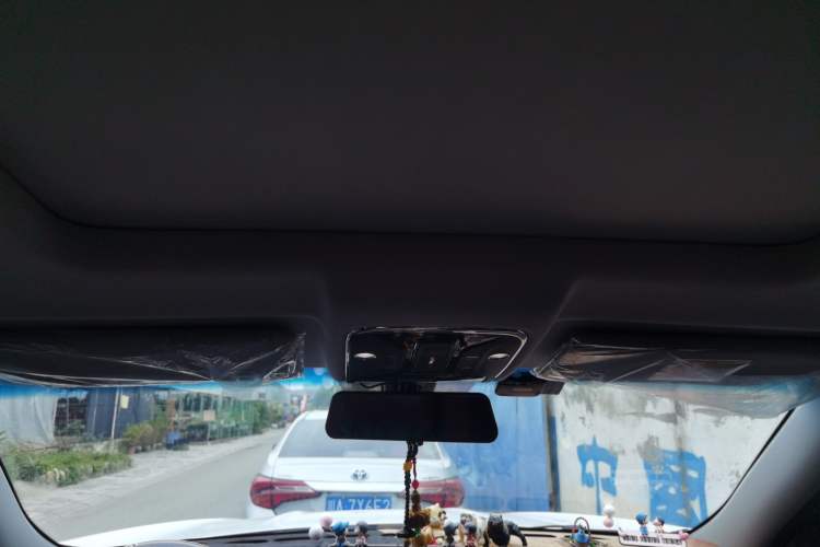 Used Soueast DX8S 2022 1.5T DCT Long-Range Version 7 Seats Headliner