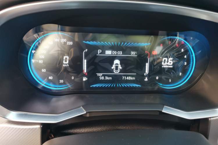 Used Soueast DX8S 2022 1.5T DCT Chieftain Edition 5 Seats Instrument Cluster