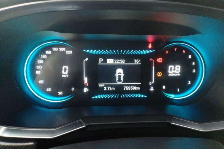 Used Soueast DX8S 2022 1.5T DCT Chieftain Edition 7-Seater Instrument Cluster