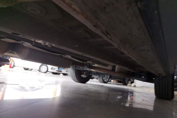 Used Soueast DX8S 2022 1.5T DCT Long-Range Version 7 Seats Left Side Sill