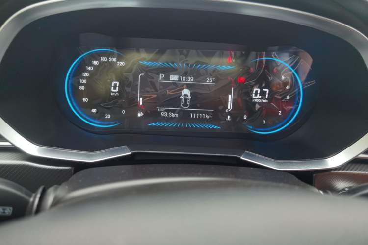 Used Soueast DX8S 2022 1.5T DCT Long-Range Version 7 Seats Odometer Close Up