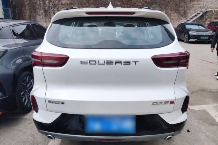 Used Soueast DX8S 2022 1.5T DCT Gulf Edition 7-Seater Rear