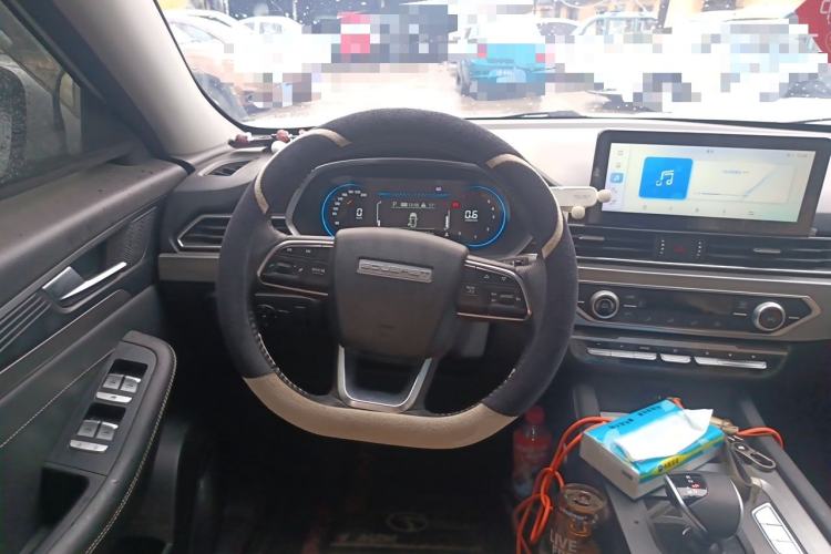Used Soueast DX8S 2022 1.5T DCT Gulf Edition 5 Seats Steering Wheel