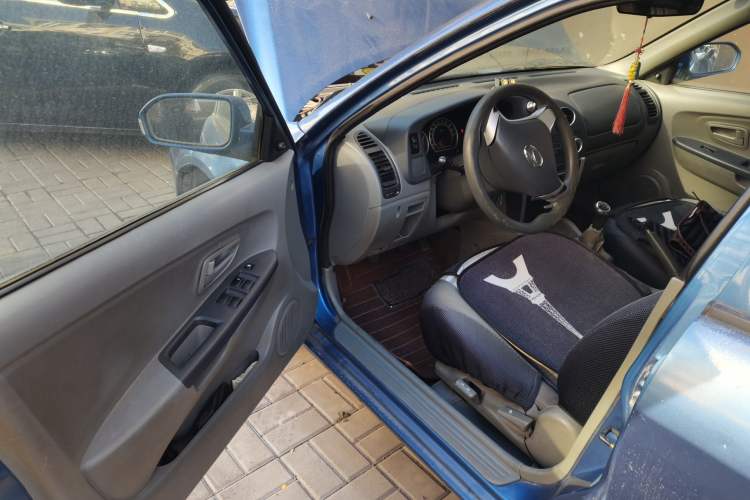 Used Soueast V3 Lingyue 2008 1.5L Manual Luxury Edition Driver Seat