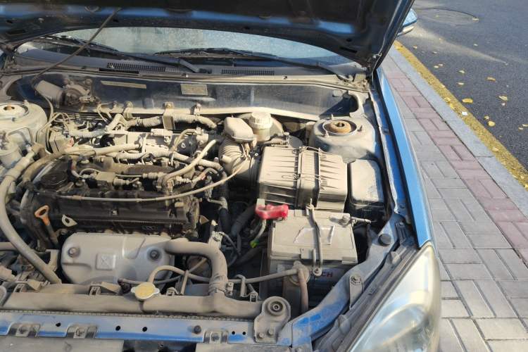 Used Soueast V3 Lingyue 2008 1.5L Manual Luxury Edition Engine Bay Left