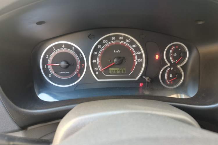 Used Soueast V3 Lingyue 2008 1.5L Manual Luxury Edition Instrument Cluster