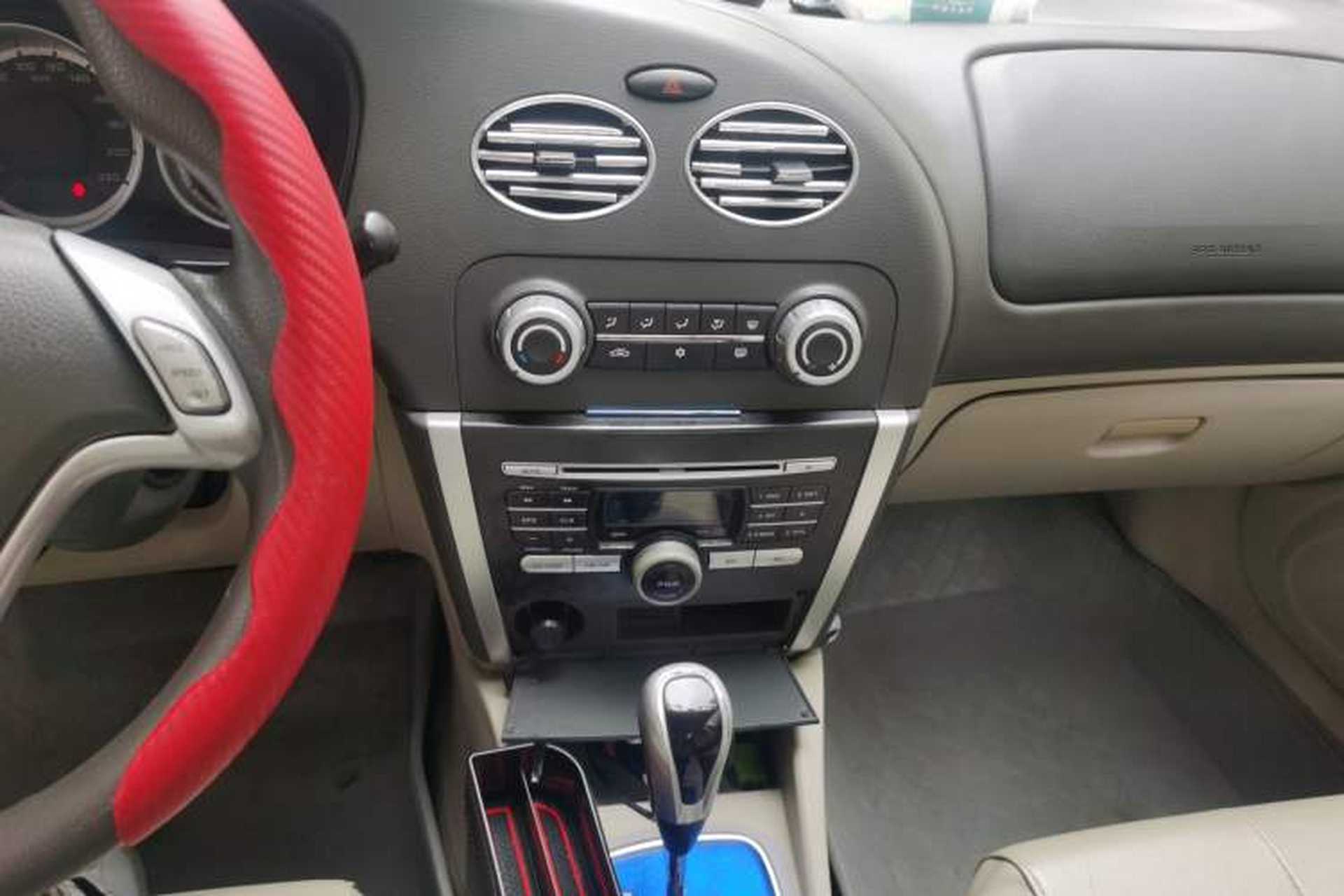 Used Soueast V3 Lingyue 2010 1.5L CVT Flagship Edition Audio And AC Panel