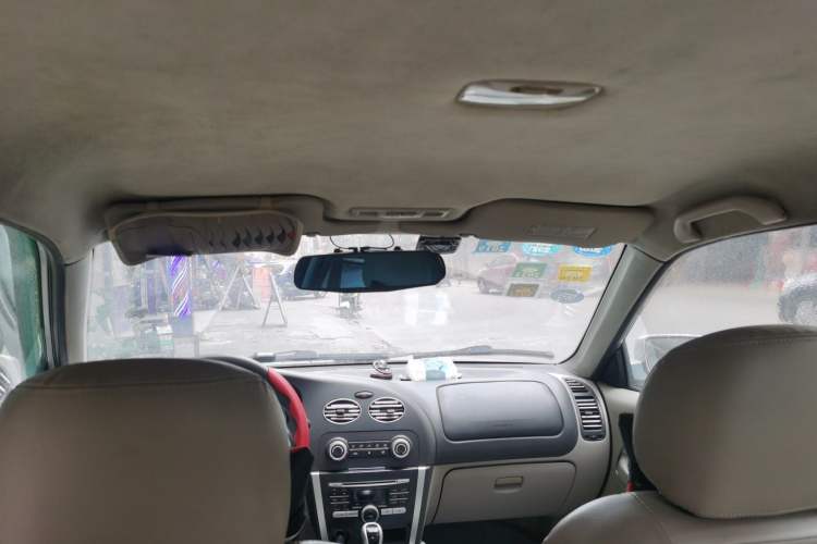 Used Soueast V3 Lingyue 2010 1.5L CVT Flagship Edition Headliner