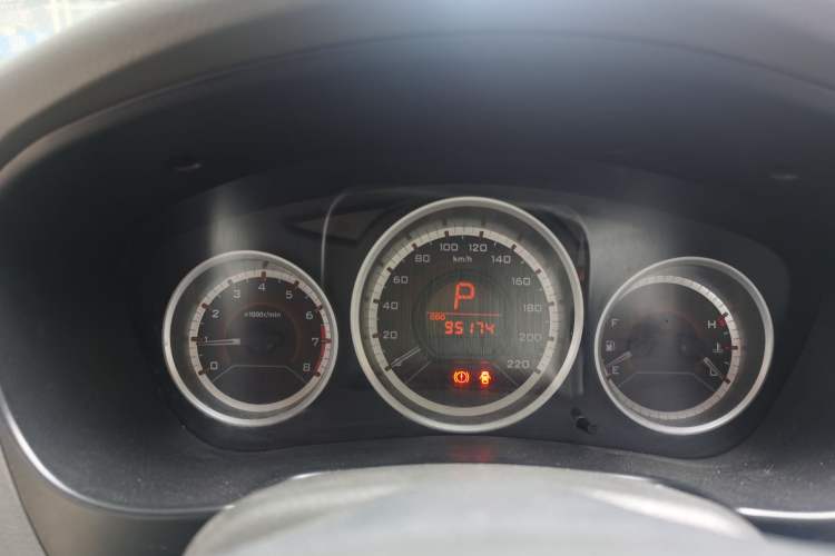Used Soueast V3 Lingyue 2010 1.5L CVT Flagship Edition Instrument Cluster