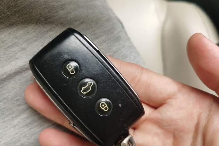 Used Soueast V3 Lingyue 2010 1.5L CVT Flagship Edition Vehicle Key