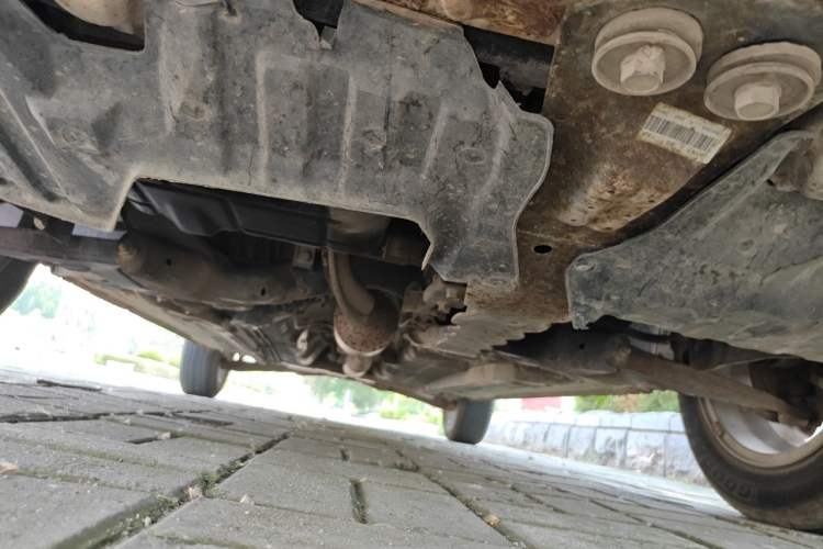 Used Soueast V3 Lingyue 2011 1.5L Manual Comfort Edition Chassis Front