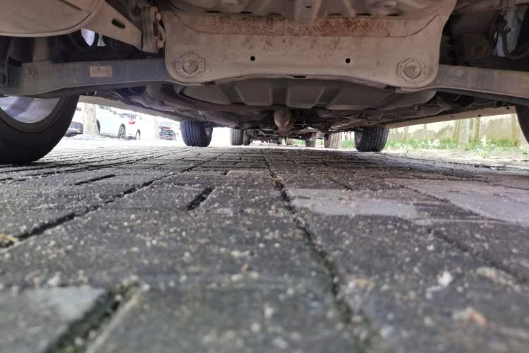 Used Soueast V3 Lingyue 2011 1.5L Manual Comfort Edition Chassis Rear