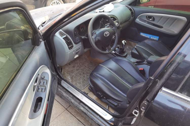 Used Soueast V3 Lingyue 2011 Revised Version 1.5L Manual – Style Edition Driver Seat