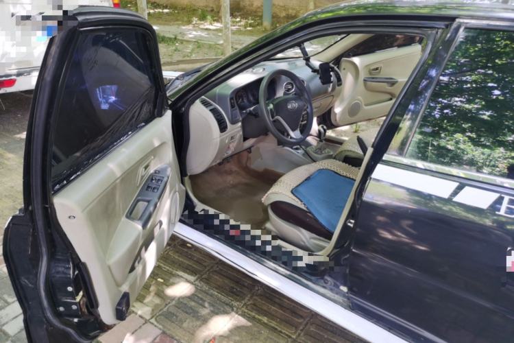 Used Soueast V3 Lingyue 2011 1.5L Manual Comfort Edition Driver Seat