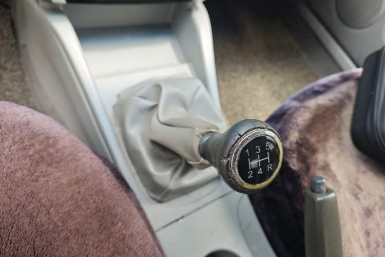 Used Soueast V3 Lingyue 2011 1.5L Manual Happiness Edition Gear Lever