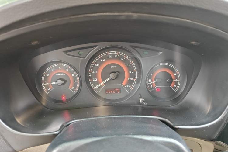 Used Soueast V3 Lingyue 2011 1.5L Manual Comfort Edition Instrument Cluster