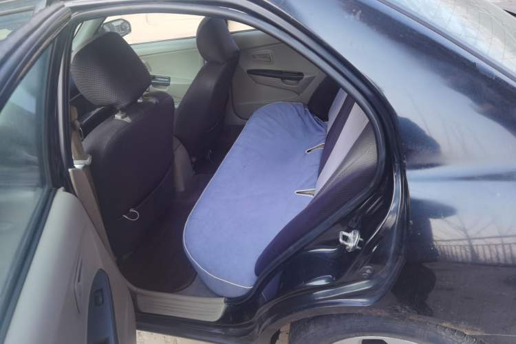 Used Soueast V3 Lingyue 2011 Revised Version 1.5L Manual – Style Edition Left Rear Seat