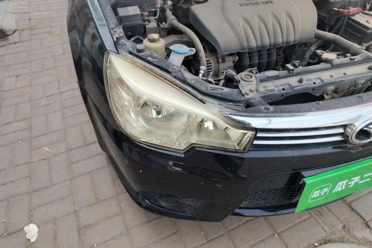 Used Soueast V3 Lingyue 2011 1.5L Manual Happiness Edition Right Front Headlight