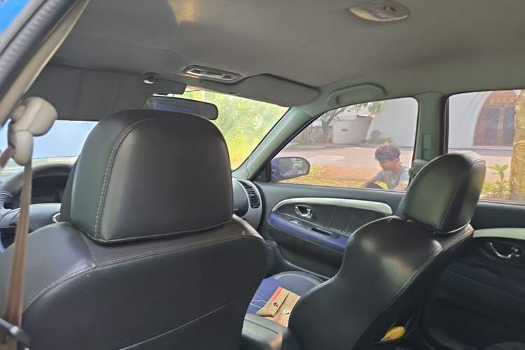 Used Soueast V3 Lingyue 2011 1.5L Manual Style Edition Headliner