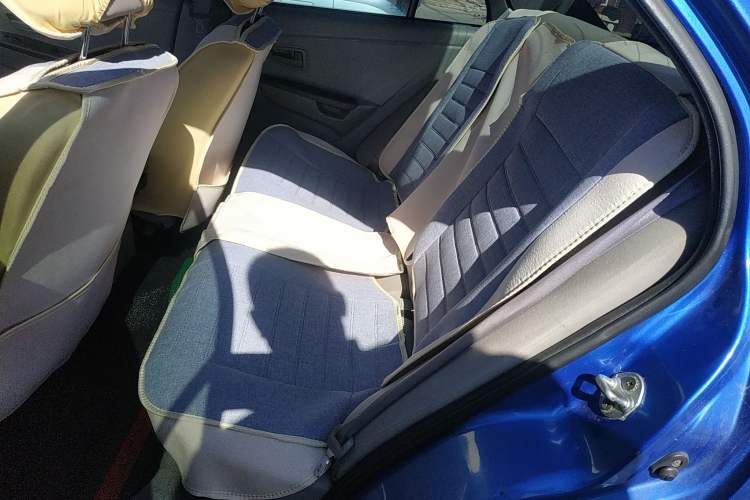 Used Soueast V3 Lingyue 2011 1.5L Manual Happiness Edition Left Rear Seat