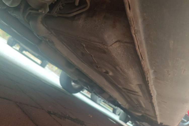 Used Soueast V3 Lingyue 2011 1.5L Manual Comfort Edition Chassis Rear Right