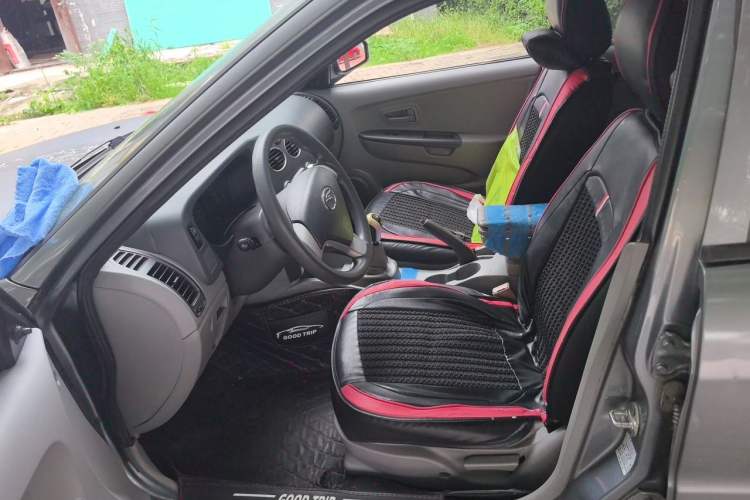 Used Soueast V3 Lingyue 2011 1.5L Manual Upgrade Edition Left Front Seat