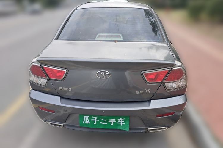 Used Soueast V3 Lingyue 2011 1.5L Manual Comfort Edition Rear
