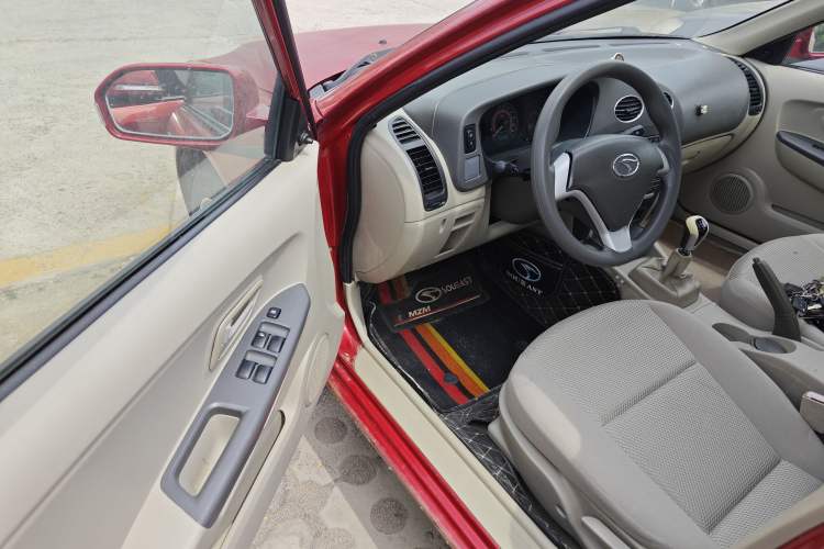 Used Soueast V3 Lingyue 2011 Revised Version 1.5L Manual – Style Edition Driver Seat