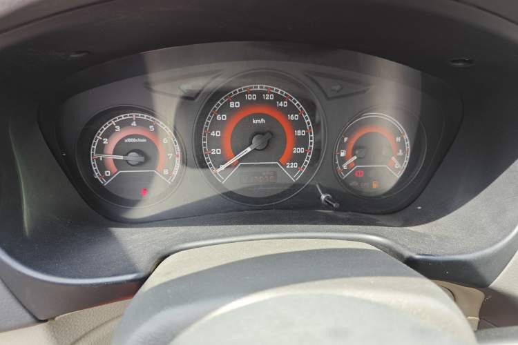 Used Soueast V3 Lingyue 2011 Revised Version 1.5L Manual – Style Edition Instrument Cluster
