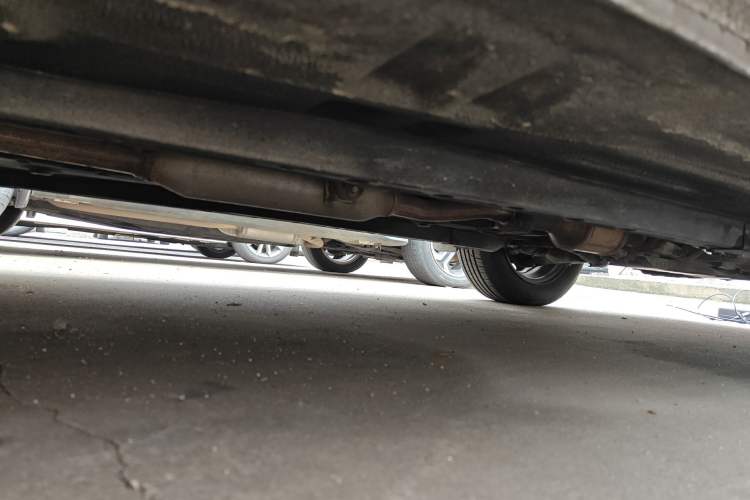 Used Soueast V3 Lingyue 2011 1.5L Manual Happiness Edition Chassis Front Left