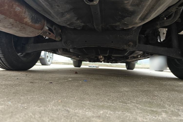 Used Soueast V3 Lingyue 2011 1.5L Manual Happiness Edition Chassis Rear
