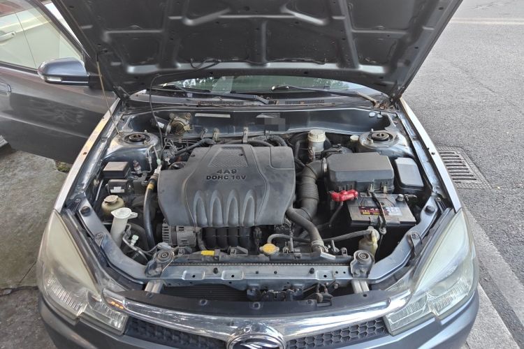 Used Soueast V3 Lingyue 2011 1.5L Manual Comfort Edition Engine Bay